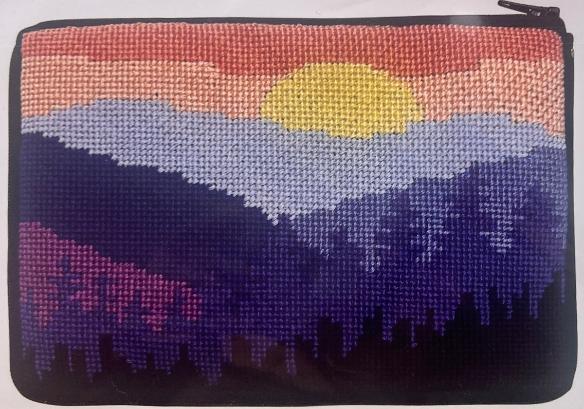 APSZ 641 Mountain Scene Cosmetic Purse STITCH 'N ZIP KIT by Alice Peterson