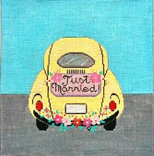 AP2814 JUST MARRIED CAR by Alice Peterson