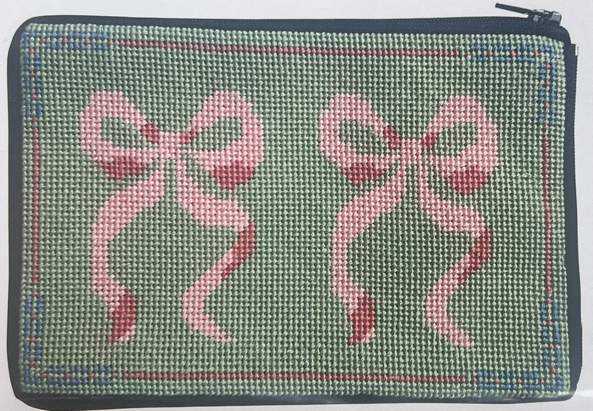 APSZ 645 Bow Cosmetic Purse STITCH 'N ZIP KIT by Alice Peterson