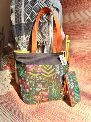 Meadow Project Tote by Atenti B53MED