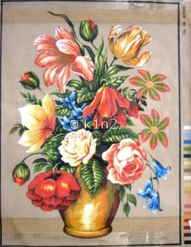 Orange Flowers in Vase by Diamant-DIAC919