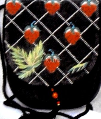 SOPA090-STRAWBERRY GARDEN PURSE FLAP by Sophia Designs
